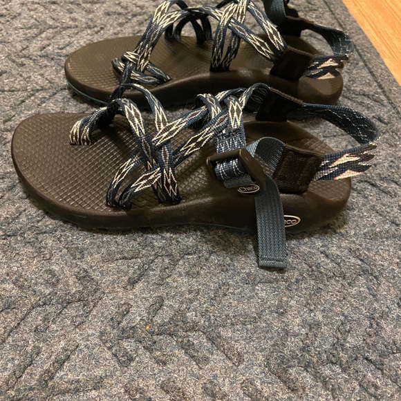 rune teal chacos